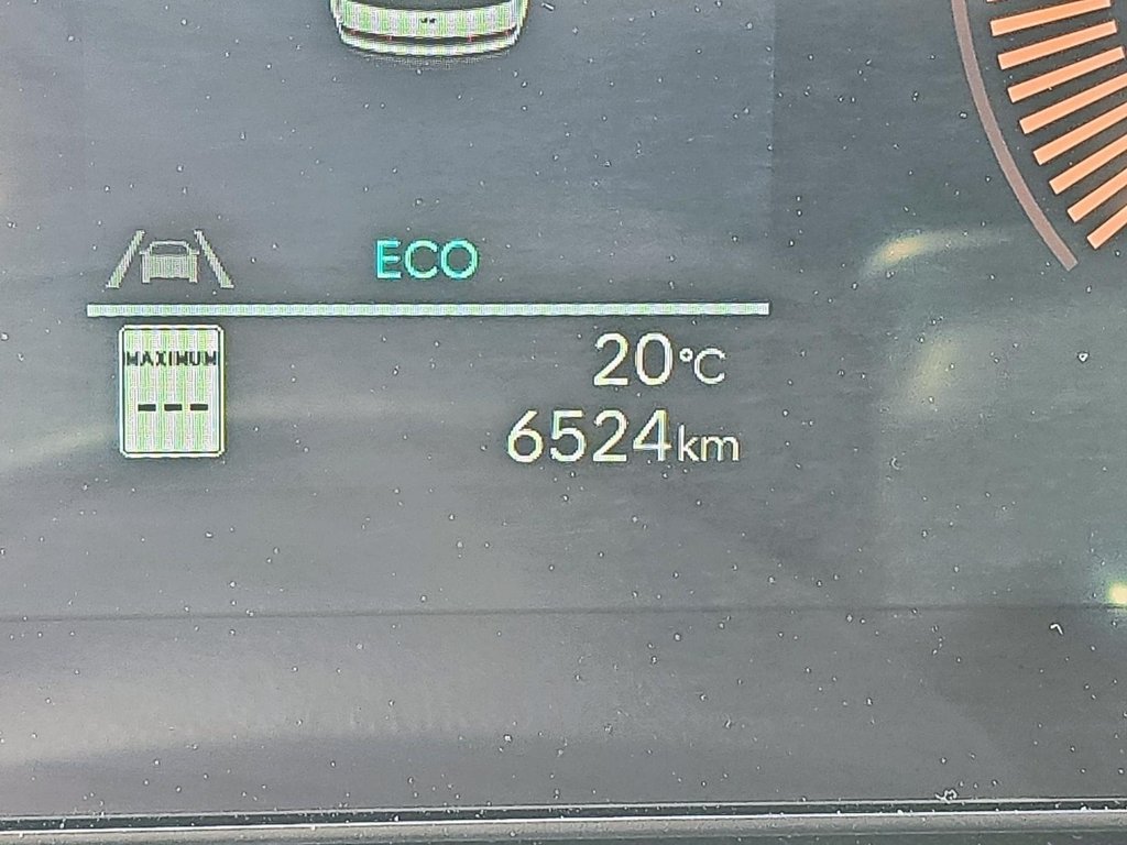 2025 Hyundai Santa Fe Hybrid Preferred AWD in Brantford, Ontario - 12 - w1024h768px