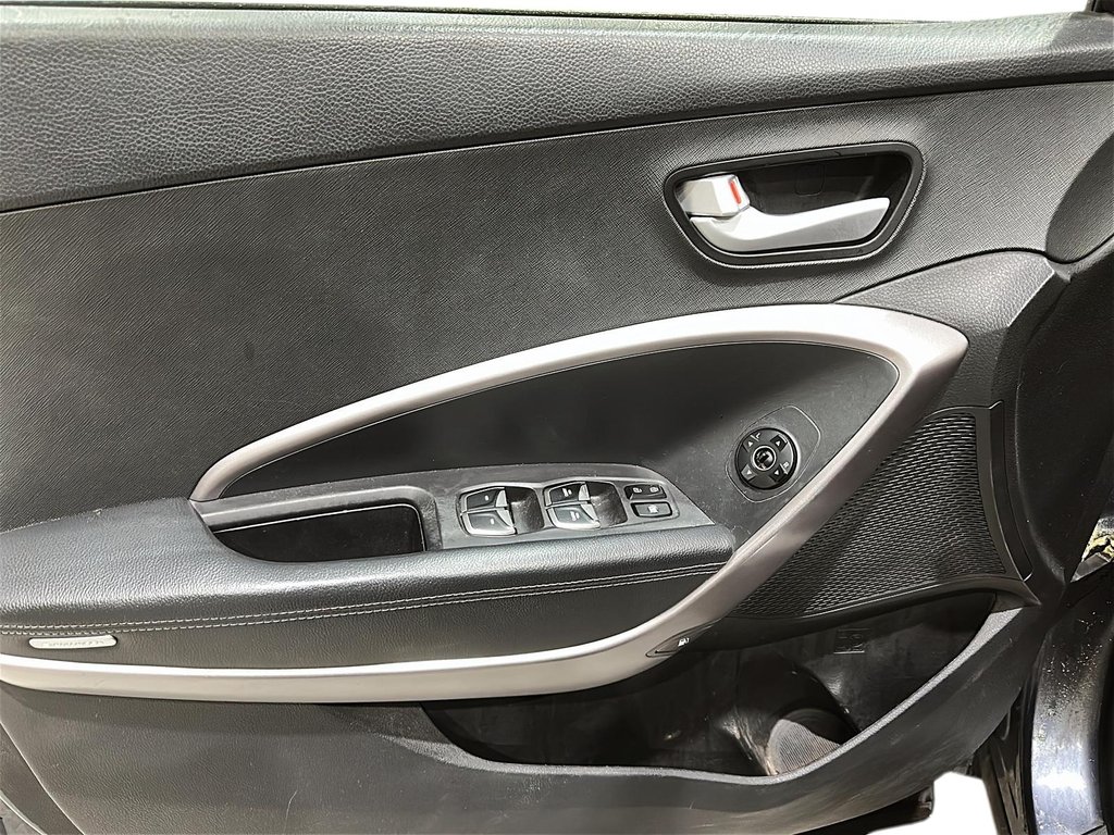2015 Hyundai Santa Fe Sport 2.0T AWD SE in Stratford, Ontario - 10 - w1024h768px