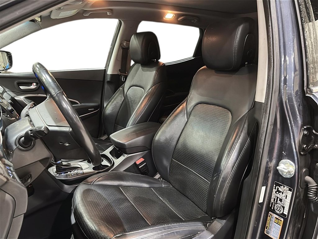 2015 Hyundai Santa Fe Sport 2.0T AWD SE in Stratford, Ontario - 8 - w1024h768px