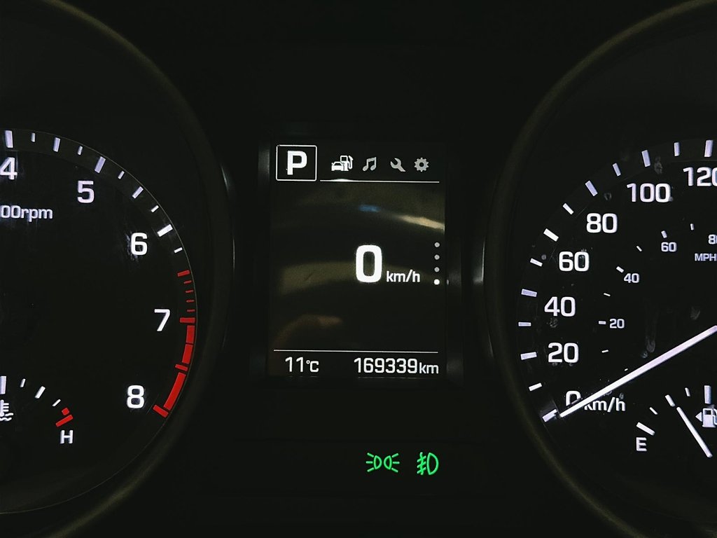 2018 Hyundai Santa Fe Sport AWD 2.0T Ultimate in Brantford, Ontario - 12 - w1024h768px