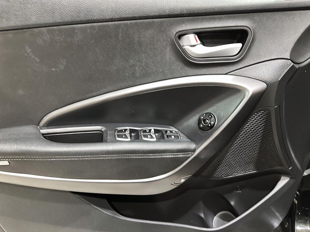 2018 Hyundai Santa Fe Sport AWD 2.0T Ultimate in Brantford, Ontario - 10 - w1024h768px