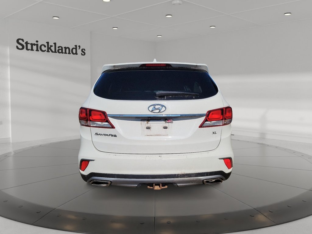 2017 Hyundai Santa Fe XL AWD Limited in Brantford, Ontario - 3 - w1024h768px