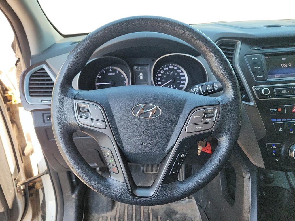 2017 Hyundai Santa Fe XL AWD Limited in Brantford, Ontario - 10 - w1024h768px