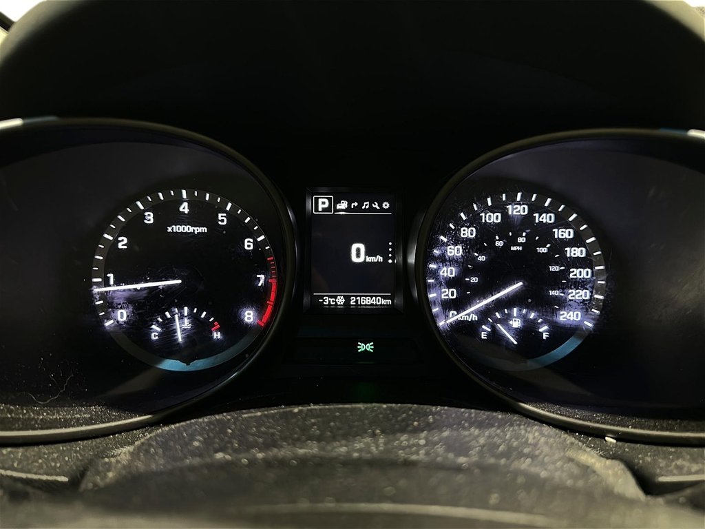 2018 Hyundai Santa Fe XL AWD 3.3L in Brantford, Ontario - 13 - w1024h768px
