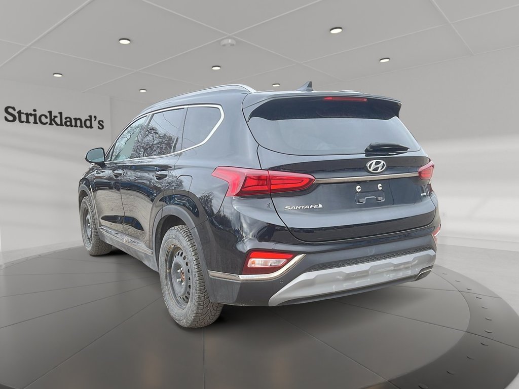 2019  Santa Fe Preferred AWD 2.4L Dark Chrome in Stratford, Ontario - 4 - w1024h768px