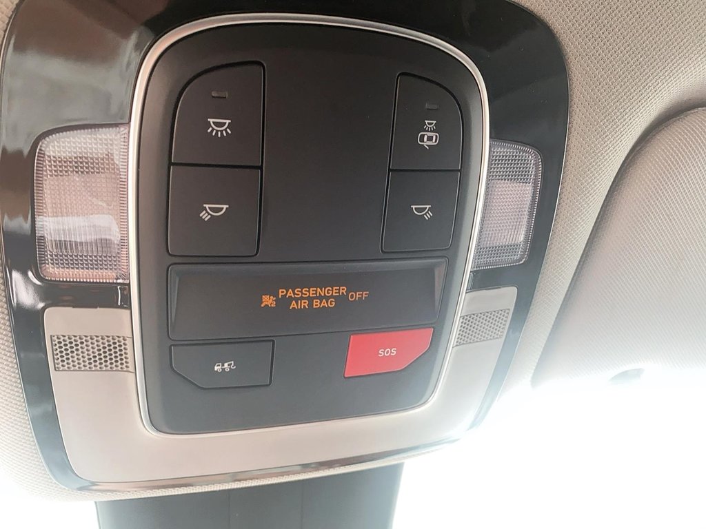 2023 Hyundai Santa Fe Preferred AWD 2.5L in Stratford, Ontario - 20 - w1024h768px