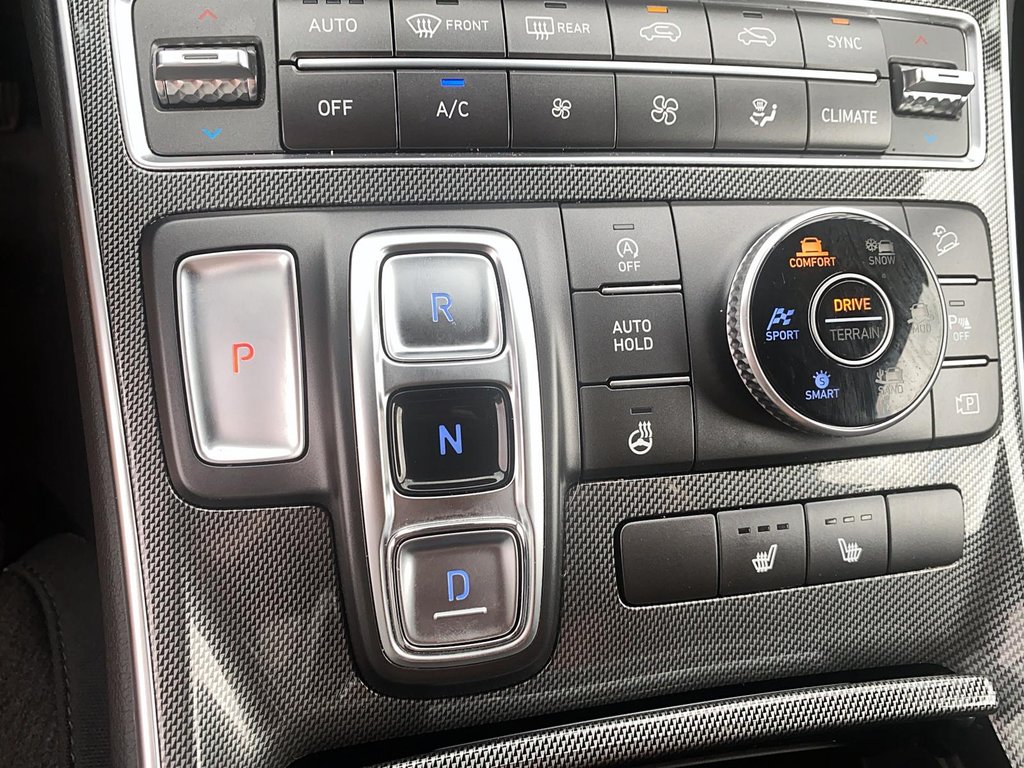 2023 Hyundai Santa Fe Preferred AWD 2.5L in Stratford, Ontario - 14 - w1024h768px