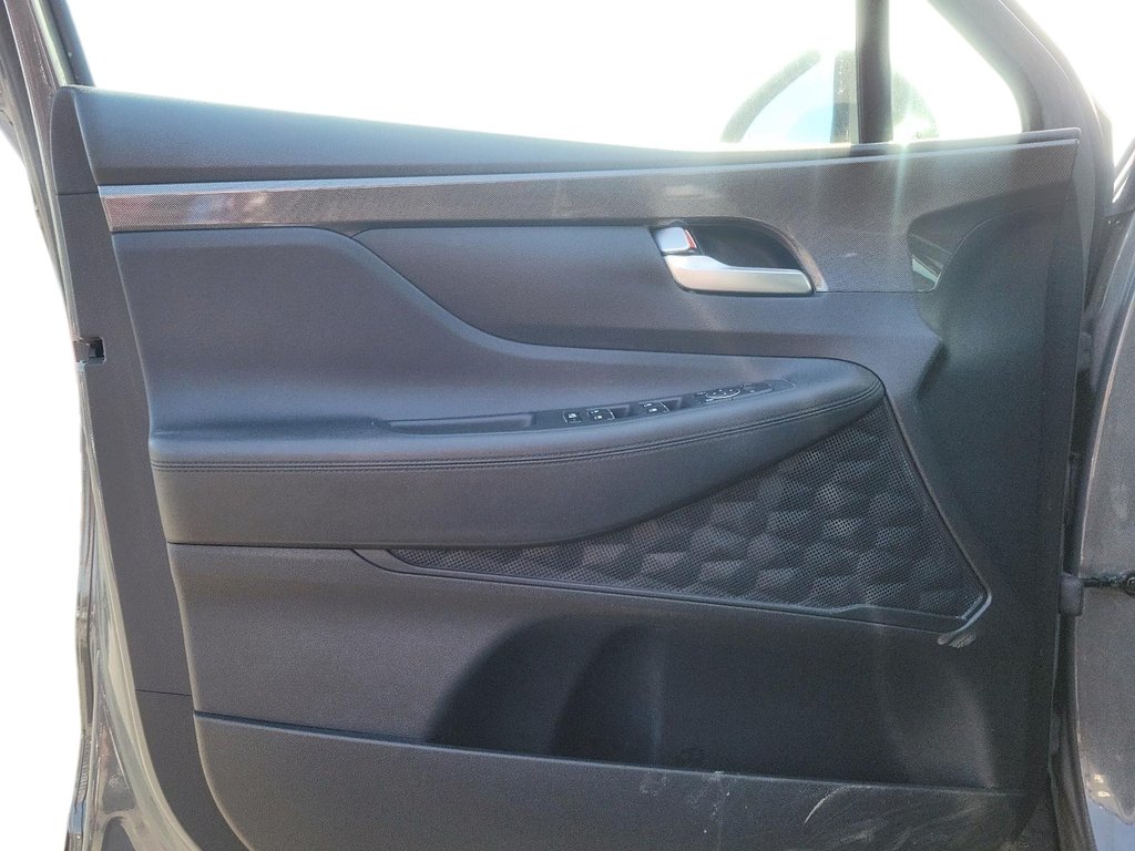 2023 Hyundai Santa Fe Preferred AWD 2.5L in Brantford, Ontario - 10 - w1024h768px