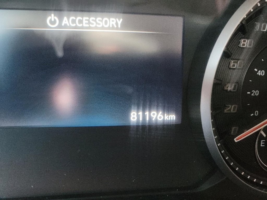 2023 Hyundai Santa Fe Preferred AWD 2.5L in Brantford, Ontario - 12 - w1024h768px