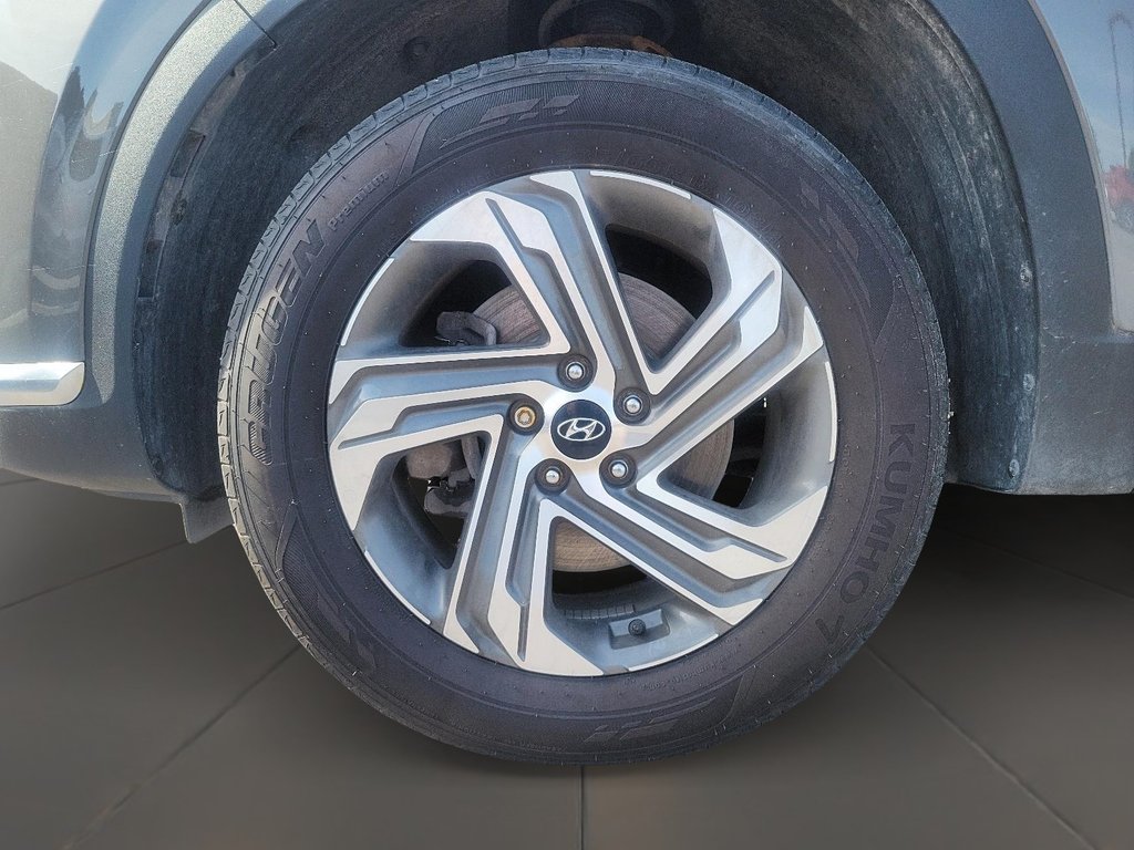 2023 Hyundai Santa Fe Preferred AWD 2.5L in Brantford, Ontario - 7 - w1024h768px