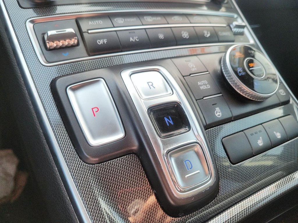 2023 Hyundai Santa Fe Preferred AWD 2.5L in Brantford, Ontario - 14 - w1024h768px