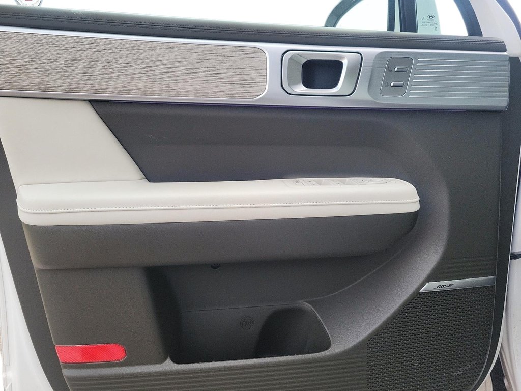 2025 Hyundai Santa Fe Ultimate Calligraphy AWD w/Beige Interior in Brantford, Ontario - 10 - w1024h768px