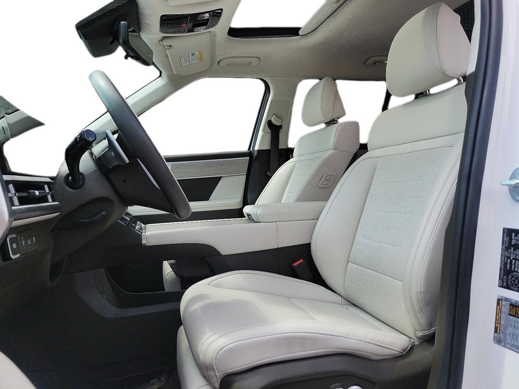 2025 Hyundai Santa Fe Ultimate Calligraphy AWD w/Beige Interior in Brantford, Ontario - 8 - w1024h768px