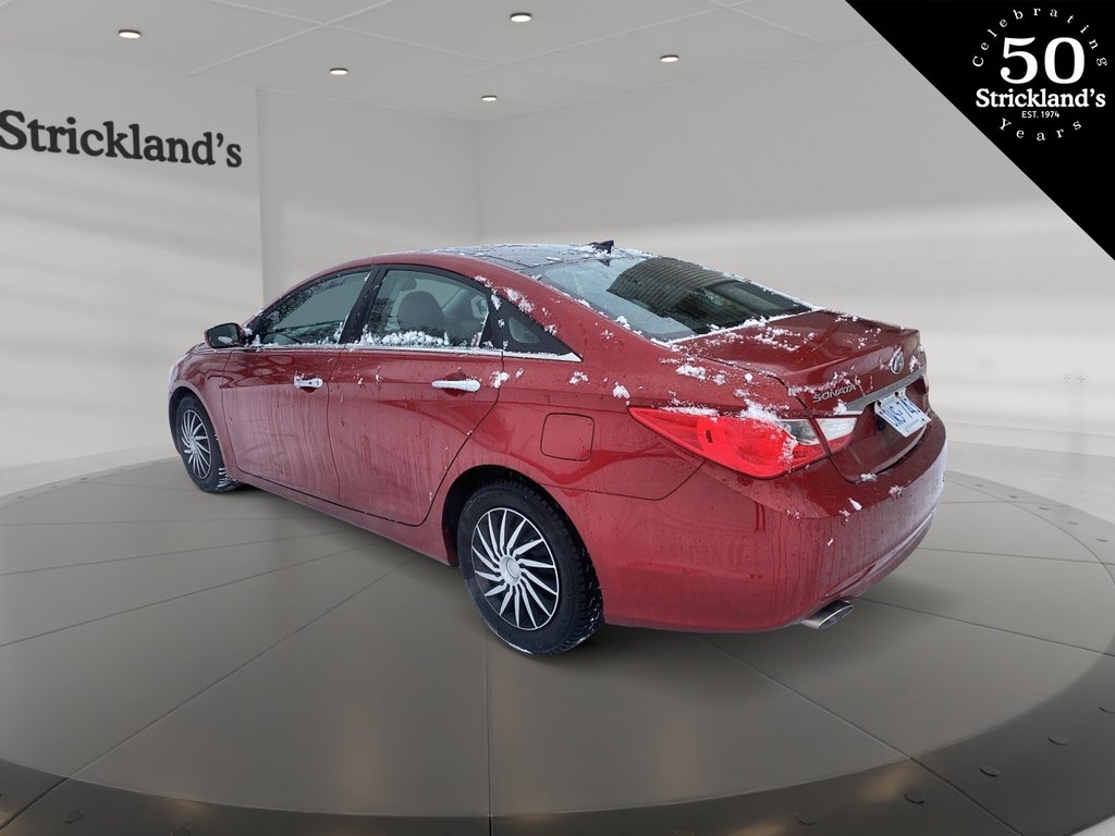 2012  Sonata 2.0T Limited at in Stratford, Ontario - 3 - w1024h768px