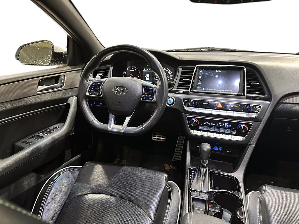 2018 Hyundai Sonata 2.0T Sport in Brantford, Ontario - 9 - w1024h768px