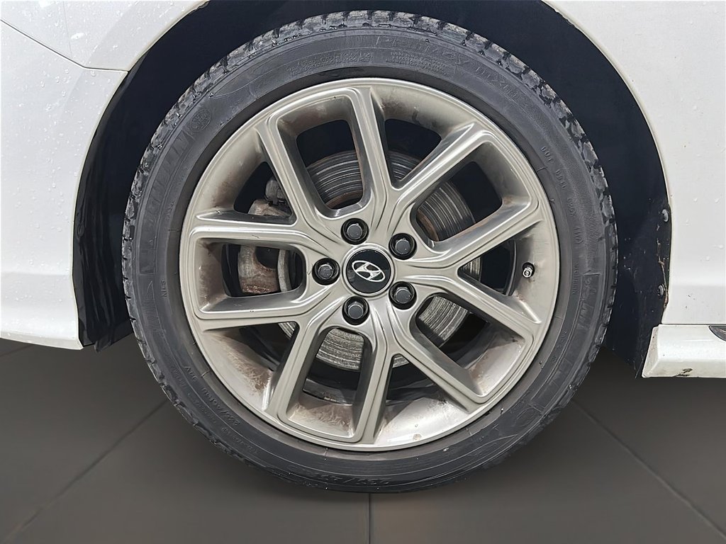 2018 Hyundai Sonata 2.0T Sport in Brantford, Ontario - 7 - w1024h768px