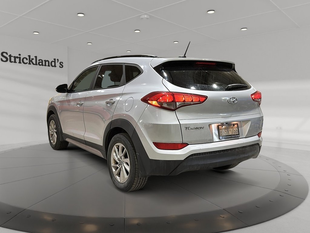 2017 Hyundai Tucson FWD 2.0L SE in Brantford, Ontario - 4 - w1024h768px