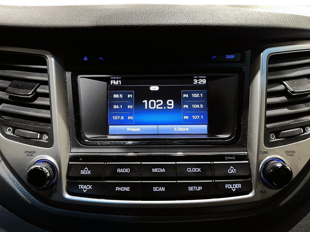 2017 Hyundai Tucson FWD 2.0L SE in Brantford, Ontario - 17 - w1024h768px