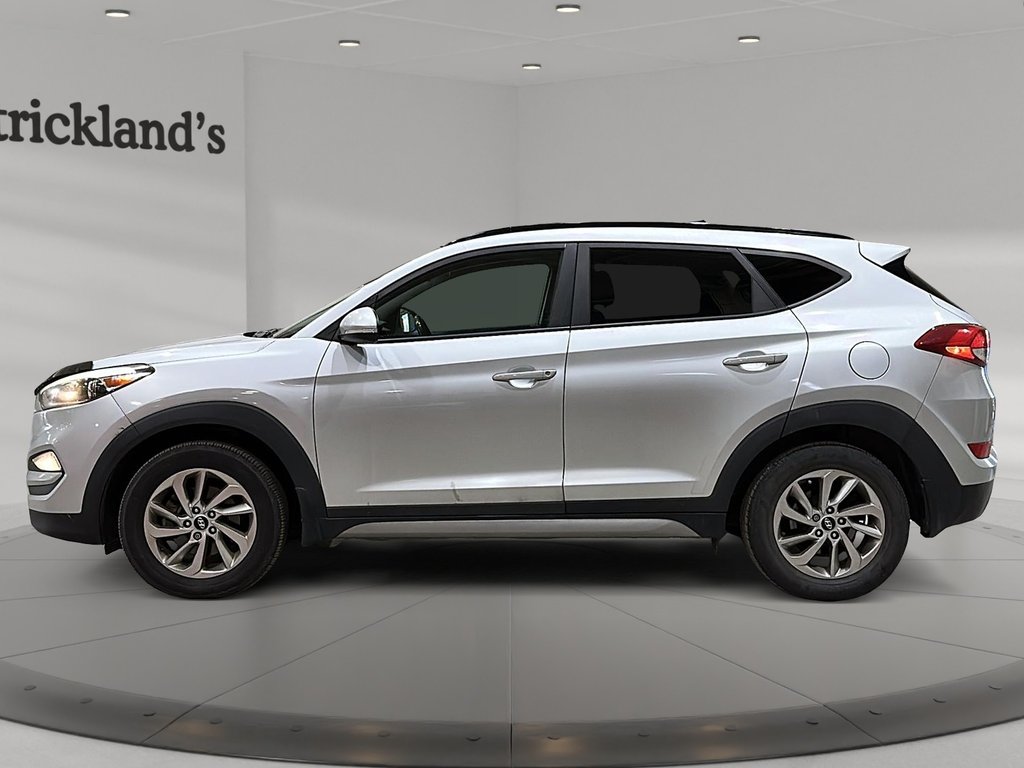 2017 Hyundai Tucson FWD 2.0L SE in Brantford, Ontario - 5 - w1024h768px