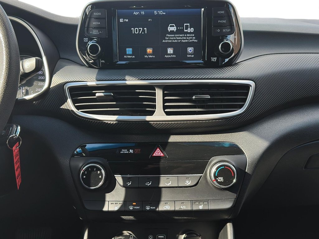 2019  Tucson AWD 2.0L Essential Safety Package in Stratford, Ontario - 9 - w1024h768px