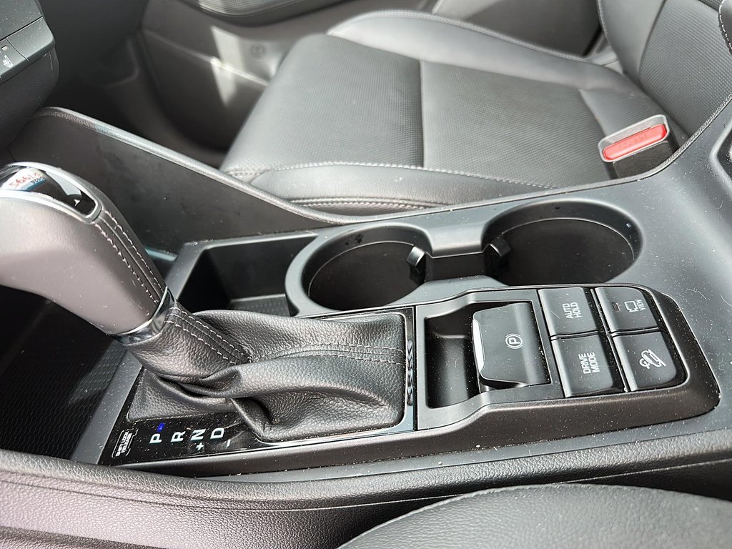 2020 Hyundai Tucson AWD 2.4L Luxury in Stratford, Ontario - 13 - w1024h768px