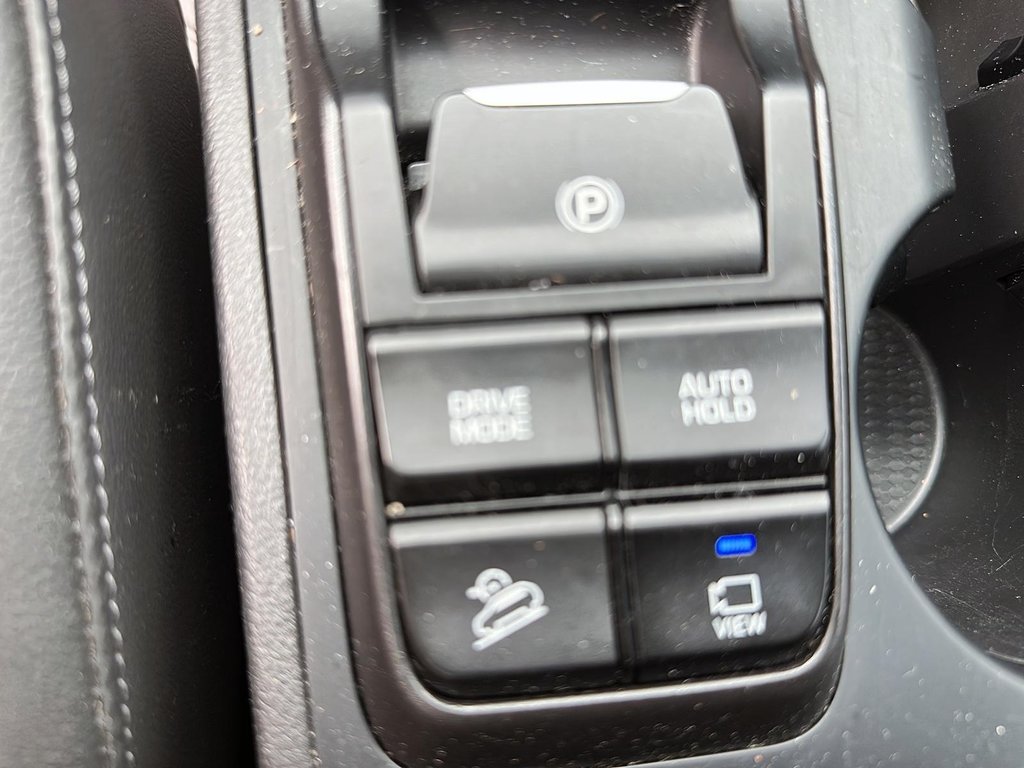 2020 Hyundai Tucson AWD 2.4L Luxury in Stratford, Ontario - 19 - w1024h768px