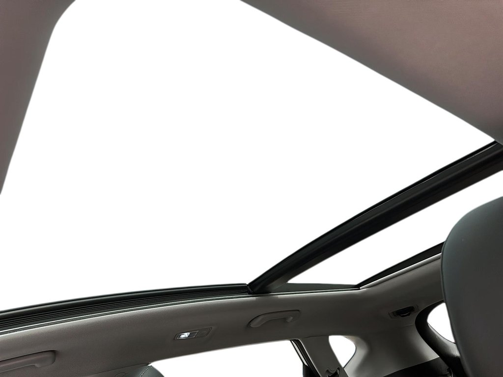 2020 Hyundai Tucson AWD 2.4L Luxury in Stratford, Ontario - 15 - w1024h768px