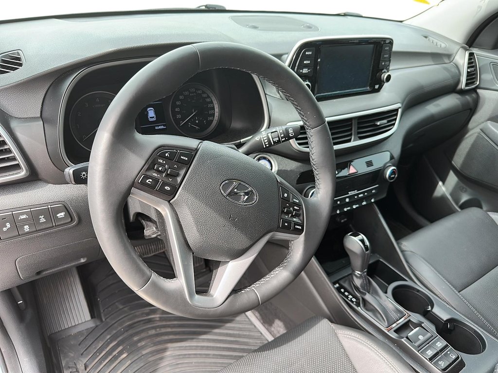 2020 Hyundai Tucson AWD 2.4L Luxury in Stratford, Ontario - 8 - w1024h768px