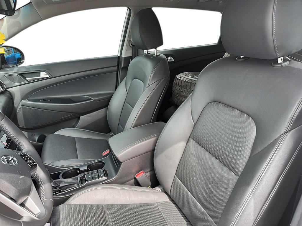 2020 Hyundai Tucson AWD 2.4L Luxury in Stratford, Ontario - 7 - w1024h768px