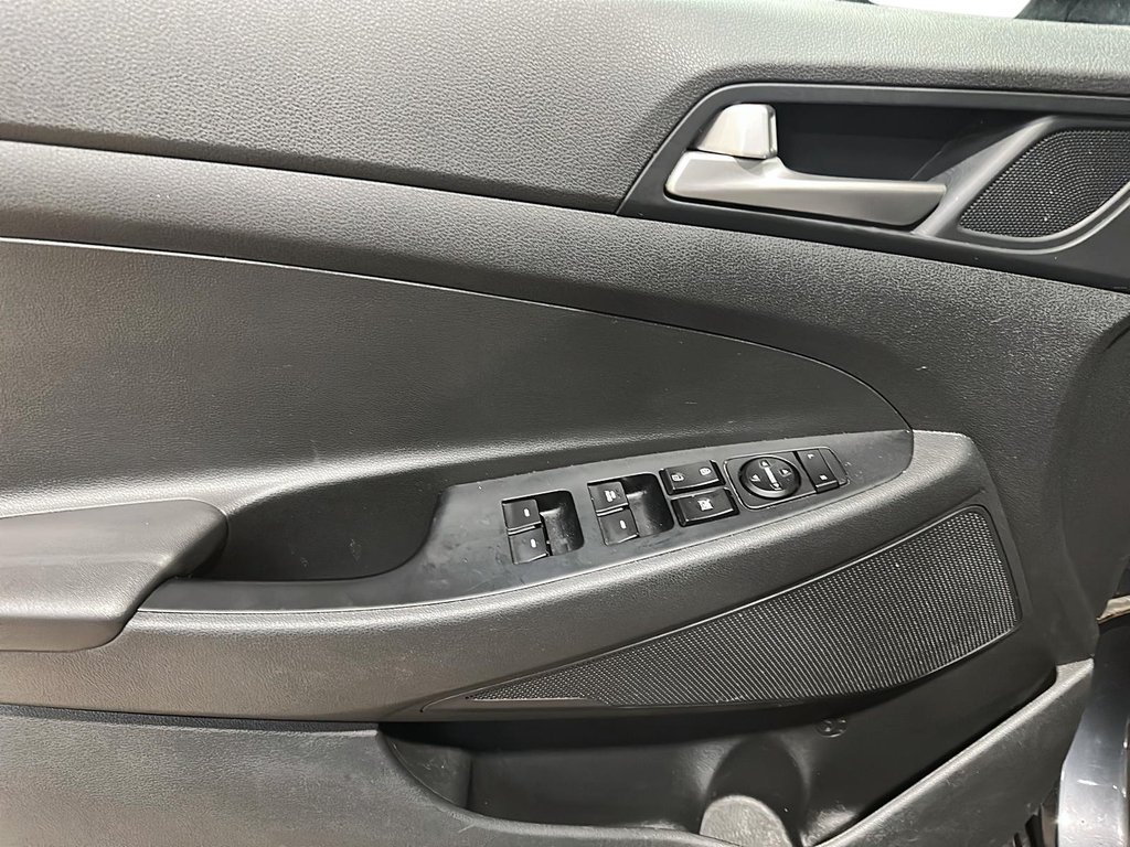 2020 Hyundai Tucson AWD 2.0L Preferred in Brantford, Ontario - 10 - w1024h768px