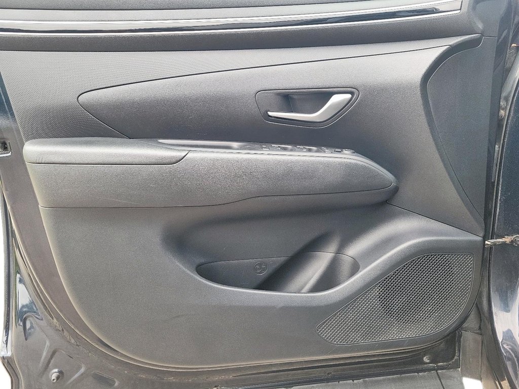 2022 Hyundai Tucson AWD 2.5L Preferred in Brantford, Ontario - 10 - w1024h768px