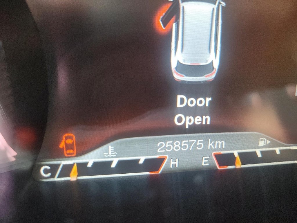 2016 Jeep Cherokee 4x4 Trailhawk in Brantford, Ontario - 12 - w1024h768px