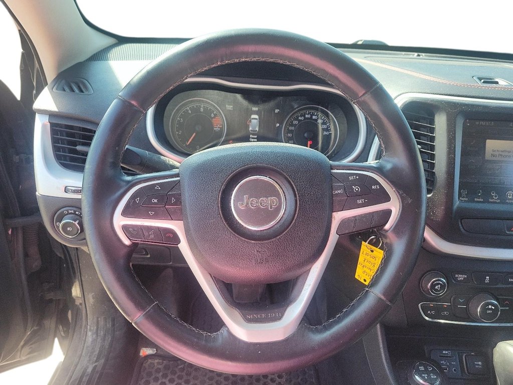 2016 Jeep Cherokee 4x4 Trailhawk in Brantford, Ontario - 11 - w1024h768px
