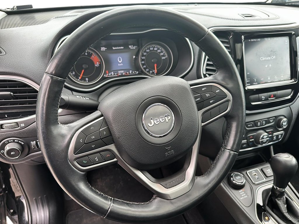 2019 Jeep Cherokee 4x4 Limited in Stratford, Ontario - 11 - w1024h768px