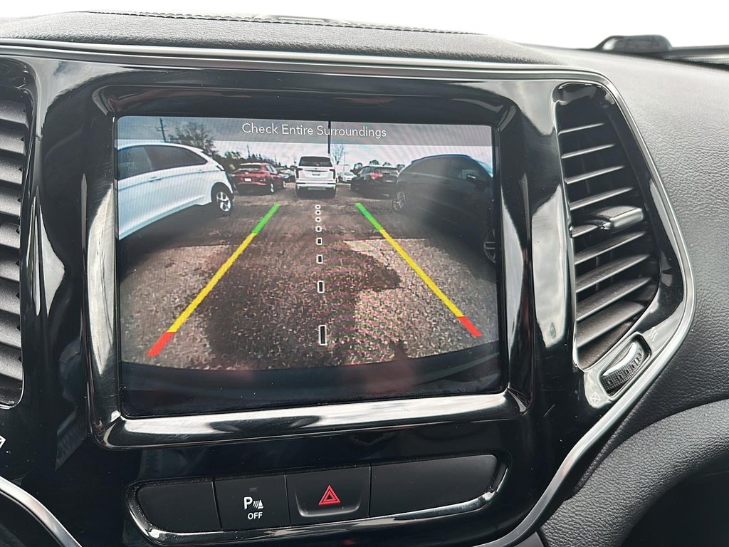 2019 Jeep Cherokee 4x4 Limited in Stratford, Ontario - 18 - w1024h768px