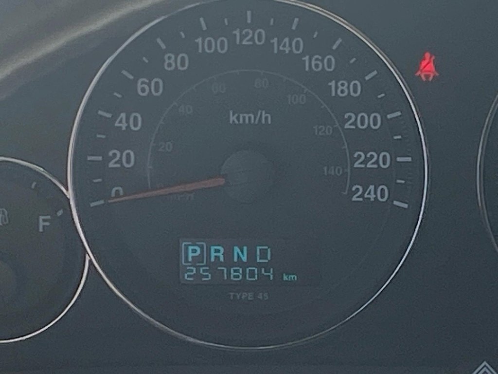 2006 Jeep Commander in Brantford, Ontario - 10 - w1024h768px