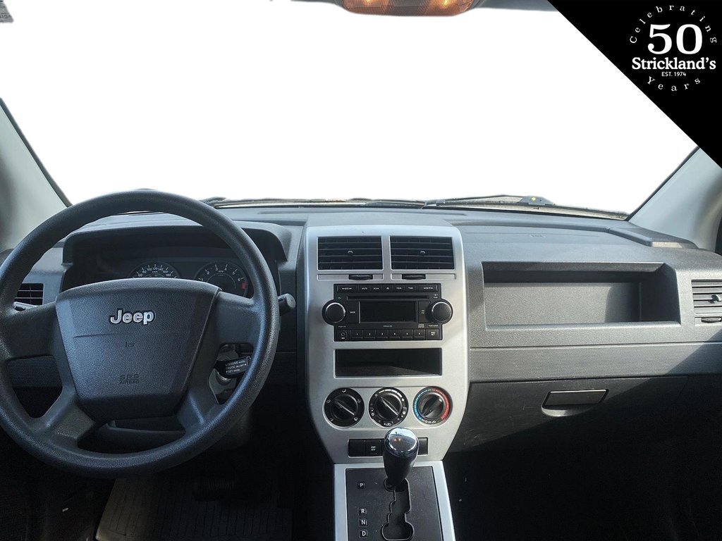 2008  Compass Sport 2WD in Stratford, Ontario - 8 - w1024h768px