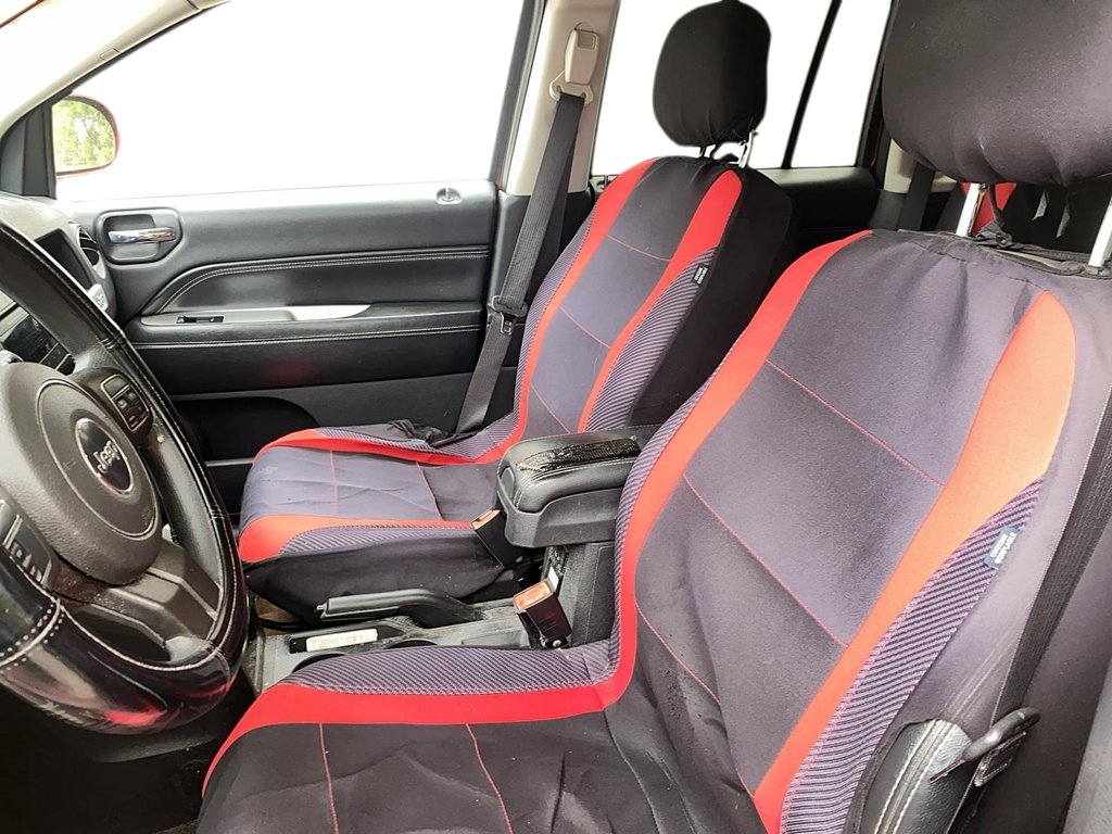 2014 Jeep Compass 4x2 Sport / North in Brantford, Ontario - 7 - w1024h768px
