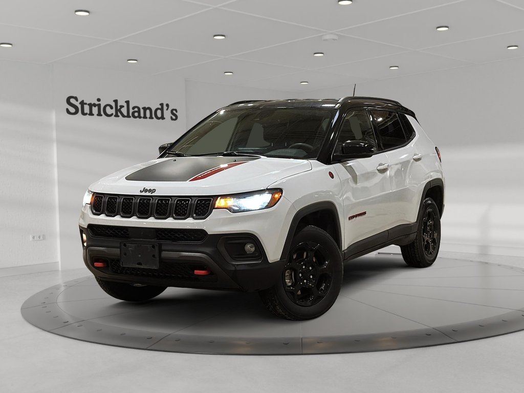 2024 Jeep Compass Trailhawk 4x4 in Brantford, Ontario - 1 - w1024h768px