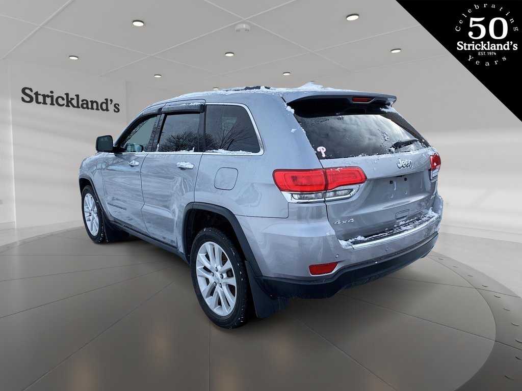 2017  Grand Cherokee 4X4 Limited in Brantford, Ontario - 4 - w1024h768px