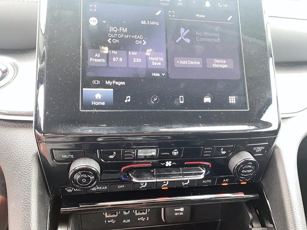2023 Jeep Grand Cherokee 4X4 Laredo in Brantford, Ontario - 17 - w1024h768px