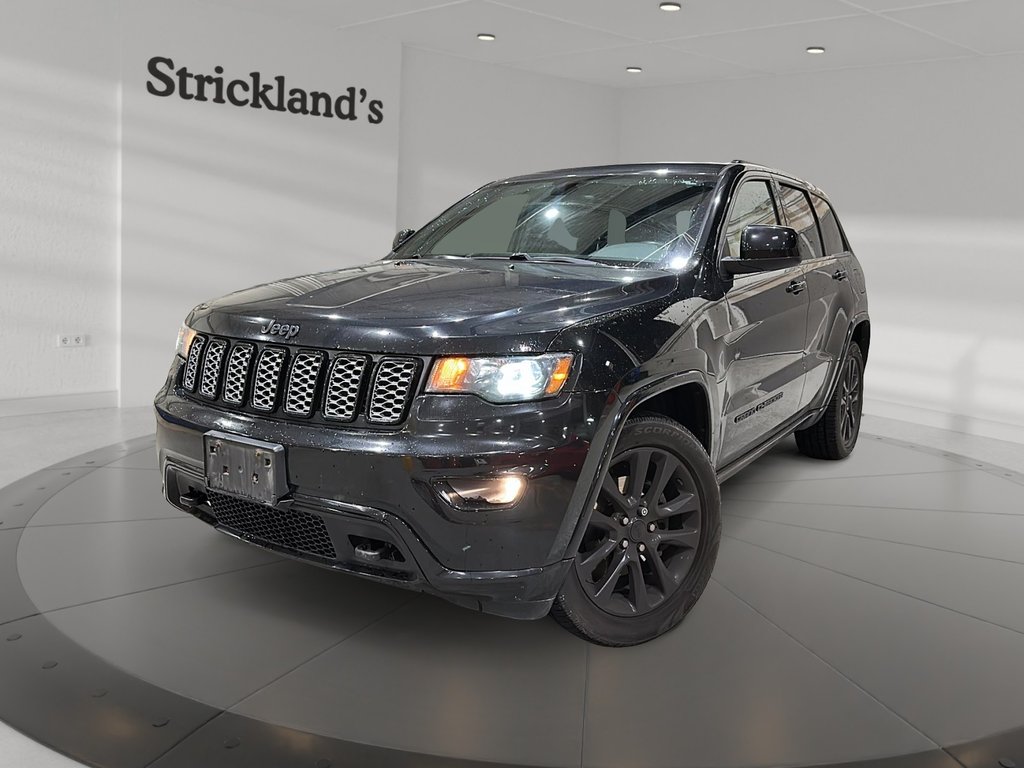 2017 Jeep Grand Cherokee 4x4 Laredo in Stratford, Ontario - 1 - w1024h768px