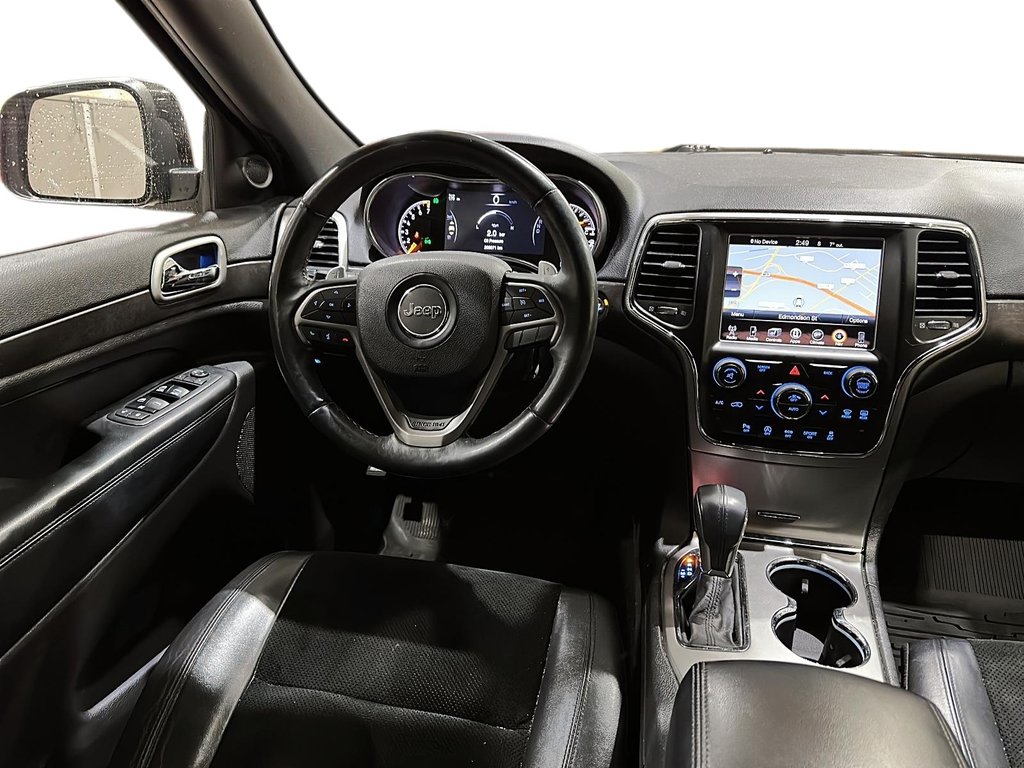 2017 Jeep Grand Cherokee 4x4 Laredo in Stratford, Ontario - 9 - w1024h768px