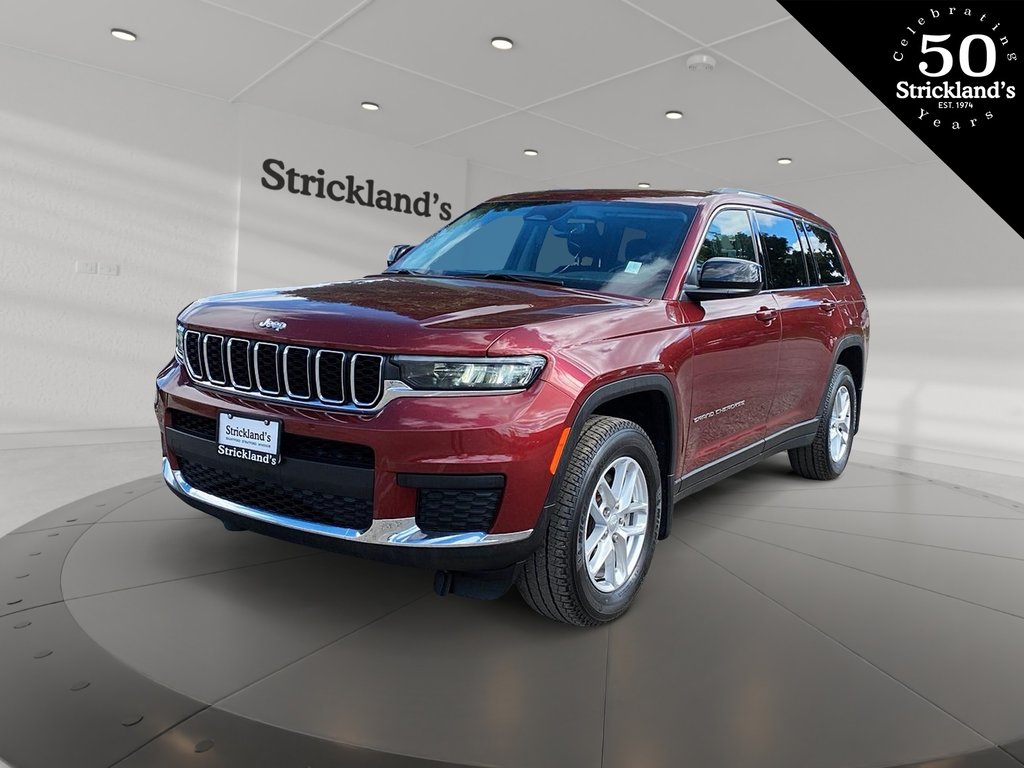 2021  Grand Cherokee L 4x4 Laredo in Brantford, Ontario - 1 - w1024h768px