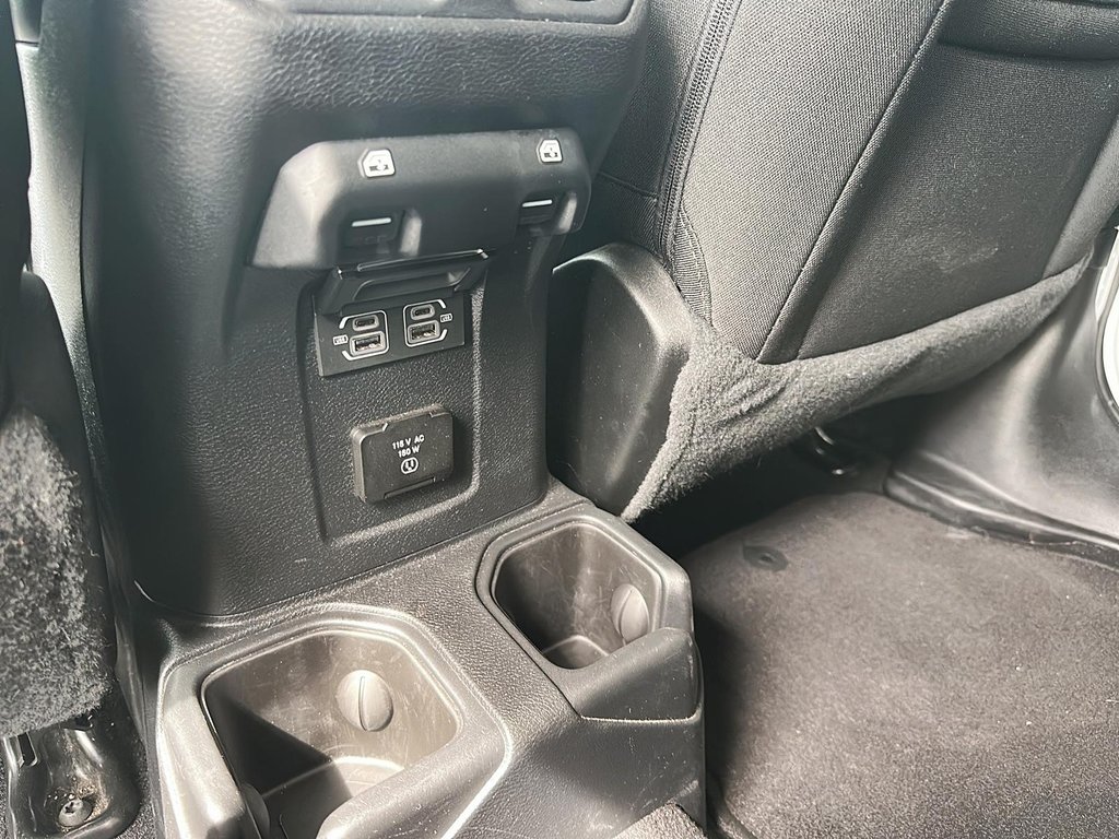 2023 Jeep Wrangler Unlimited Sahara in Brantford, Ontario - 20 - w1024h768px