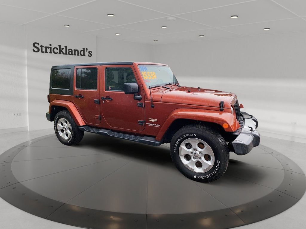 2014 Jeep Wrangler Unlimited Sahara in Brantford, Ontario - 5 - w1024h768px