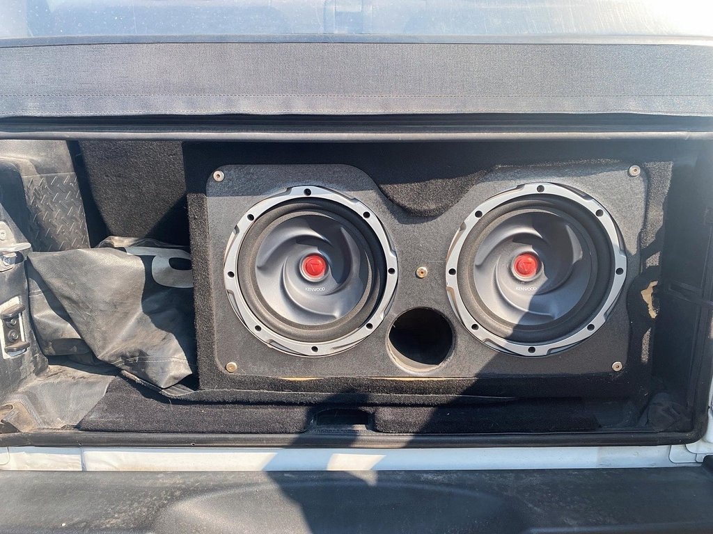 2016 Jeep Wrangler Sport in Brantford, Ontario - 6 - w1024h768px