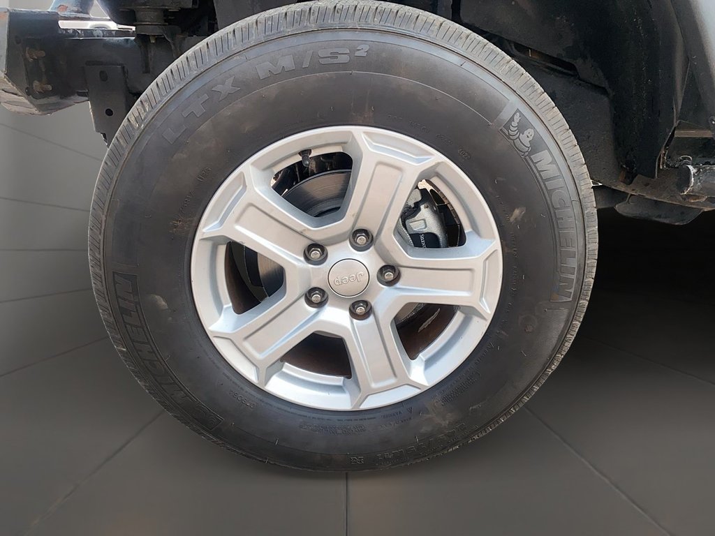 2018 Jeep Wrangler Jk Sport in Stratford, Ontario - 7 - w1024h768px