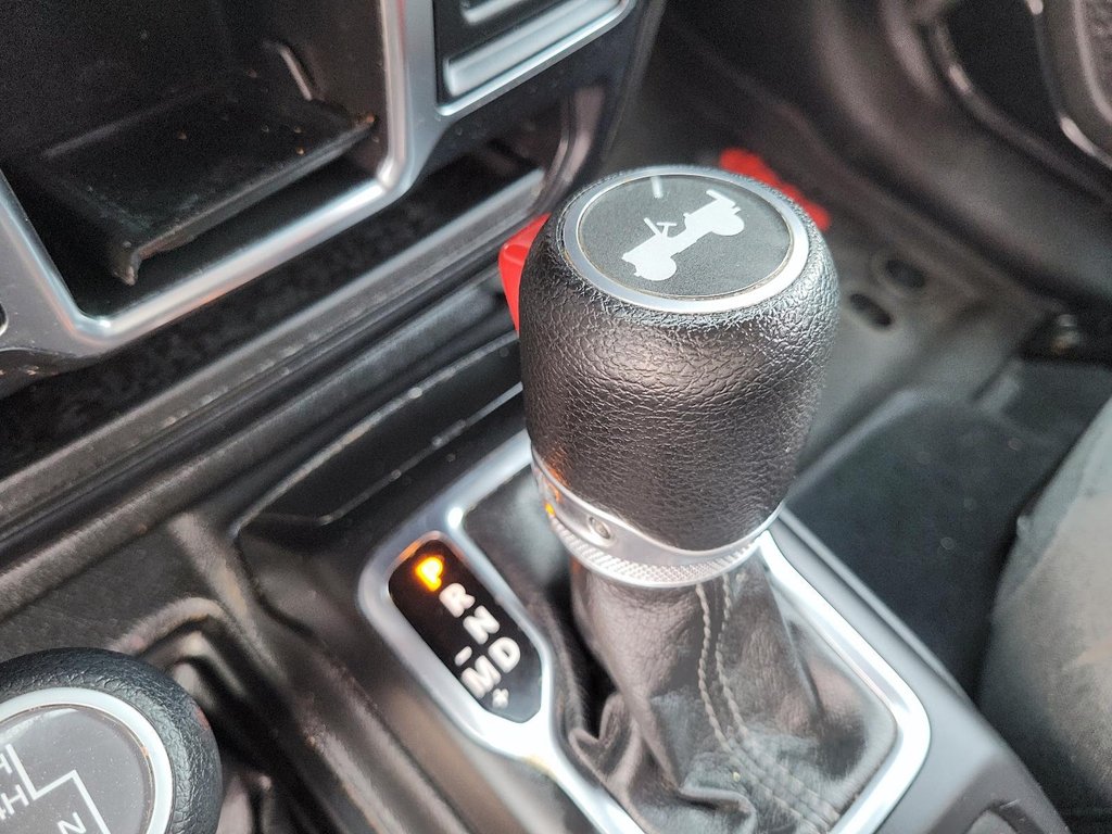 2024 Jeep Wrangler Sport 2 Door 4x4 in Brantford, Ontario - 13 - w1024h768px