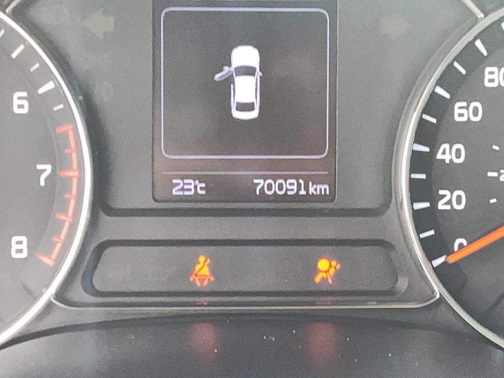 2018 Kia Forte (5) EX Luxury in Brantford, Ontario - 12 - w1024h768px